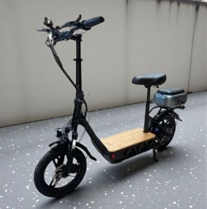 صورة سكوتر أبو سلة بسرعة 55 كيلومتر 1200 واط 48 فولت